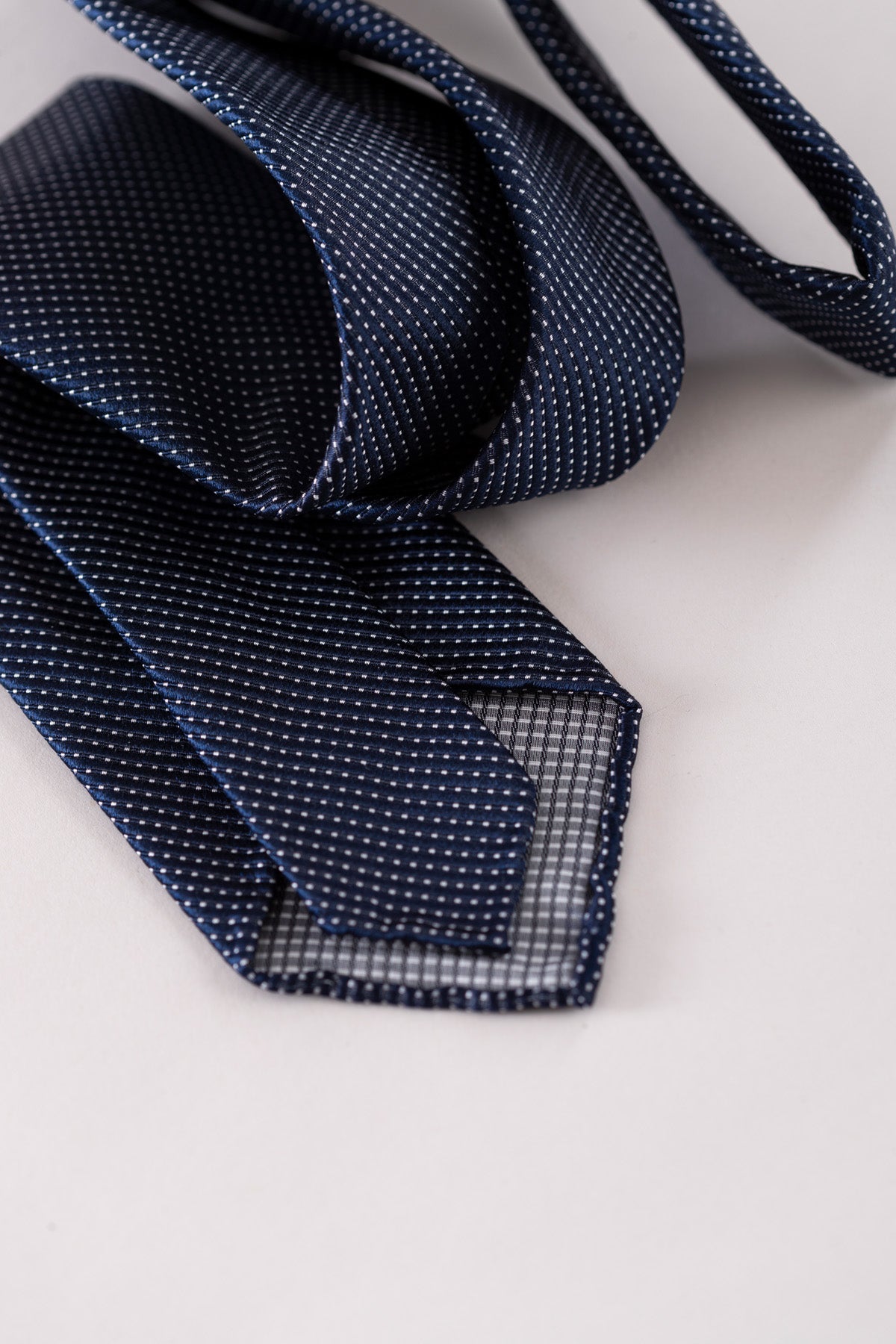 Cravatta seta sfoderata made in como Aquadulza